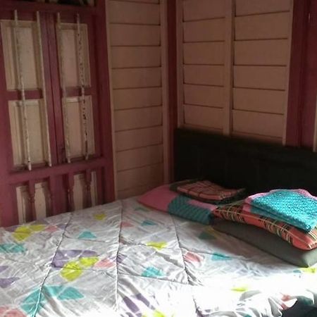 Homestay Bukit Gantang Hotel Тайпінг Екстер'єр фото